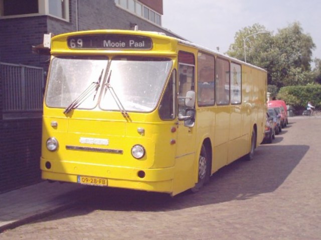 Foto van FRAM Leyland-Den Oudsten Standaardstreekbus 2439 Standaardbus door PEHBusfoto