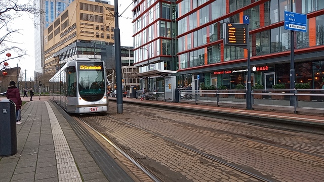Foto van RET Rotterdamse Citadis 2052 Tram door Sneltram