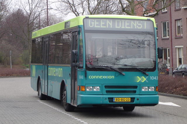Foto van CXX Berkhof 2000NL 1043 Standaardbus door wyke2207
