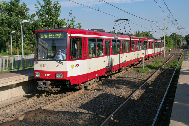 Foto van Rheinbahn Stadtbahnwagen B 4287 Tram door Martin