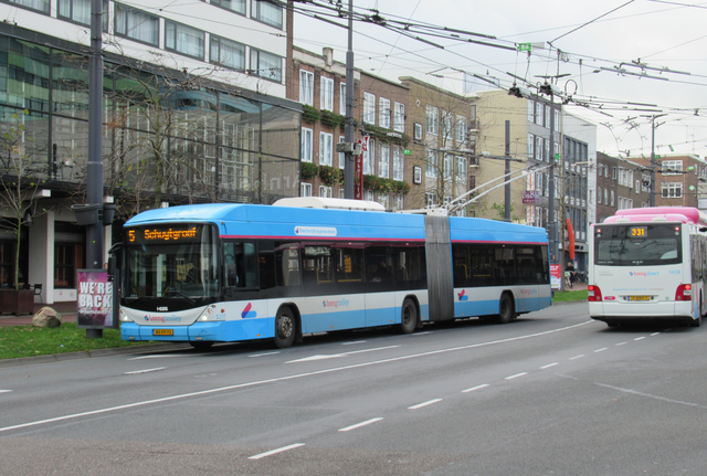 Foto van HER Hess Swisstrolley 5237 Gelede bus door_gemaakt RKlinkenberg