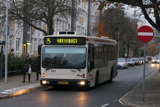 Foto van HTM Den Oudsten B96 147 Standaardbus door dmulder070