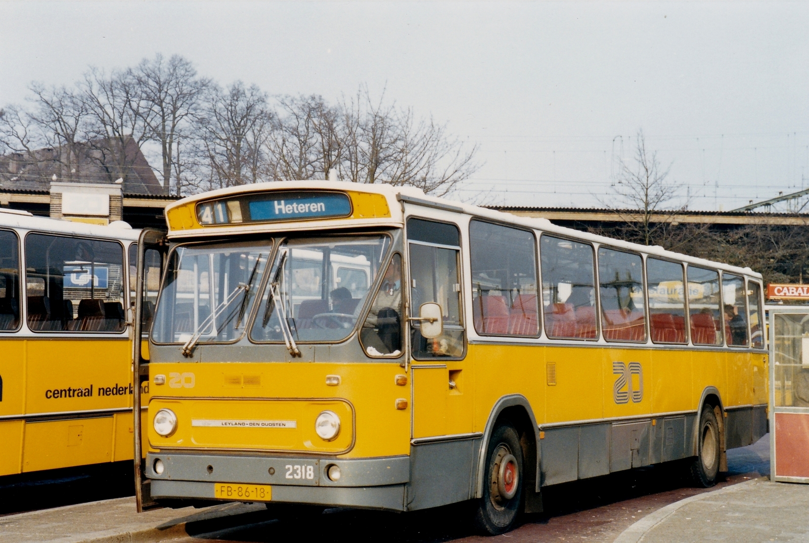Foto van ZO Leyland-Den Oudsten Standaardstreekbus 2318