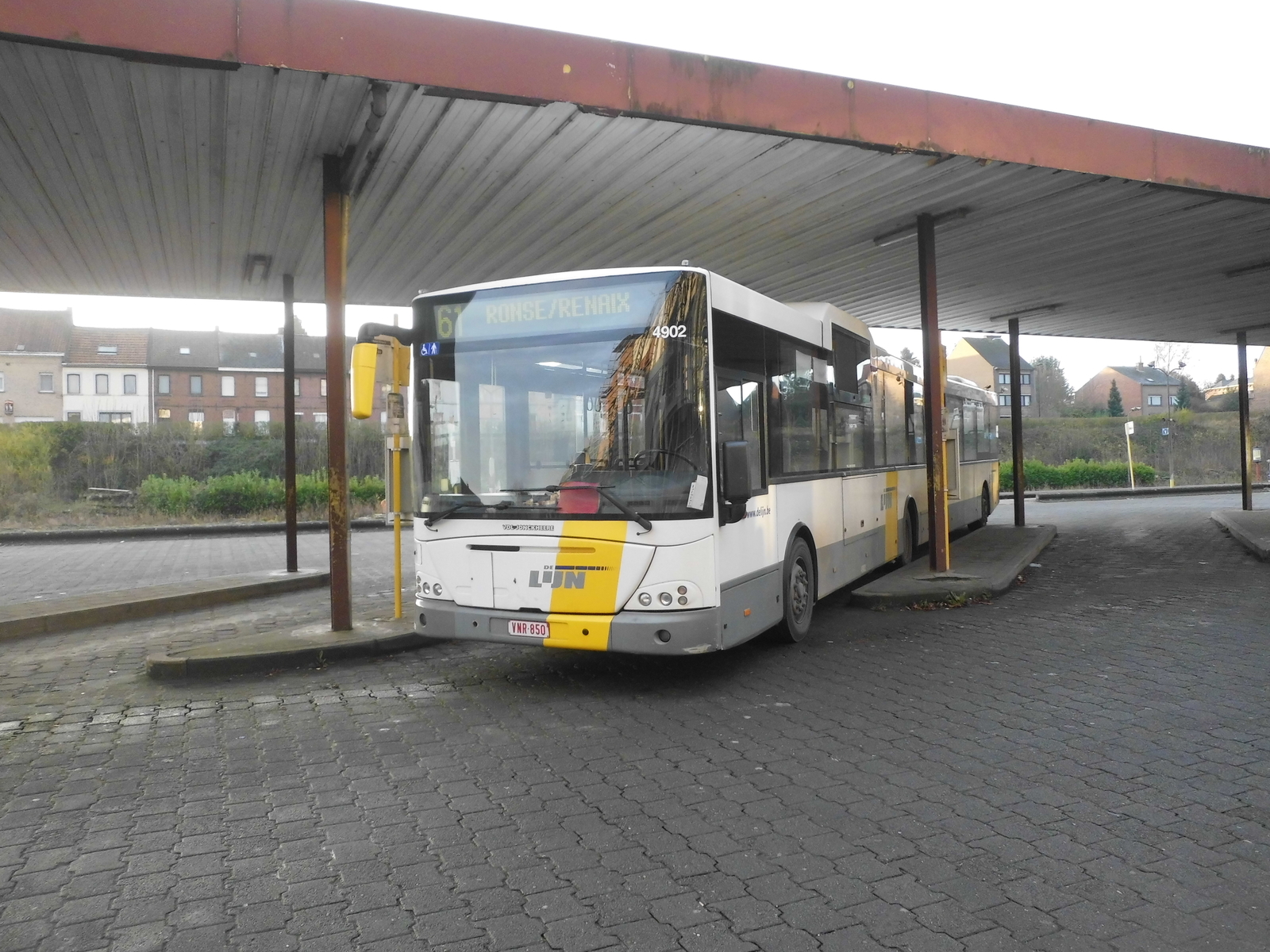 Foto van DeLijn Jonckheere Transit 2000 G 4902