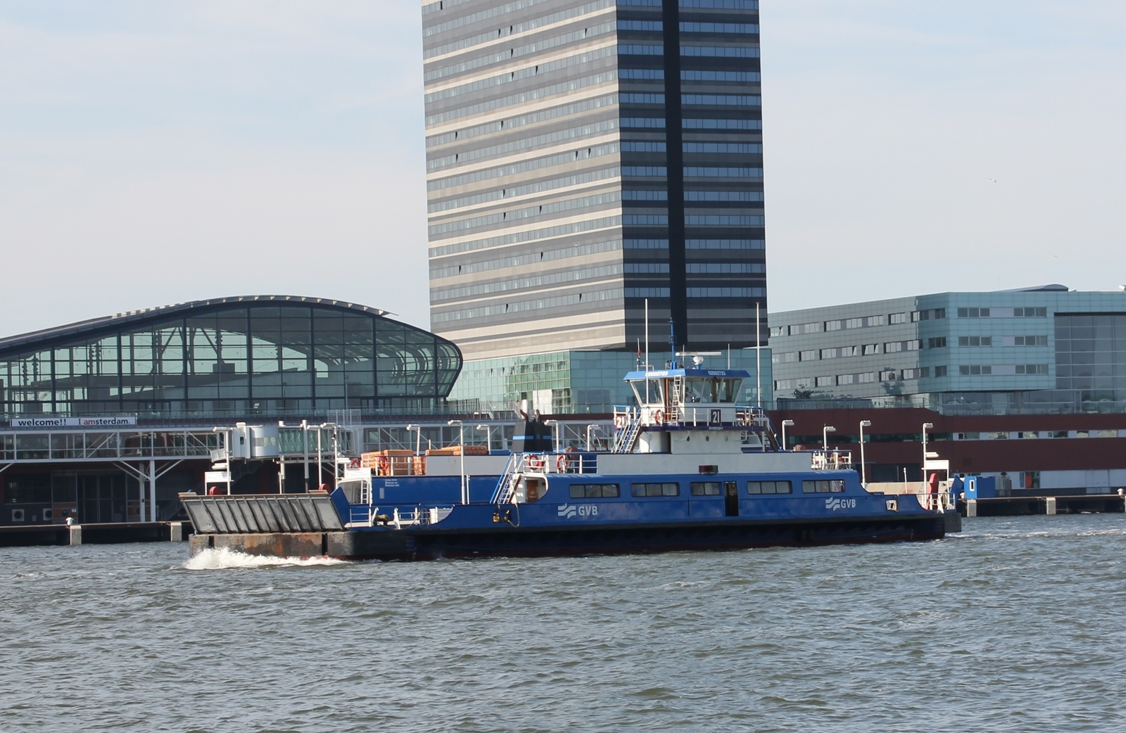 Foto van GVB Amsterdamse veren Pont 21