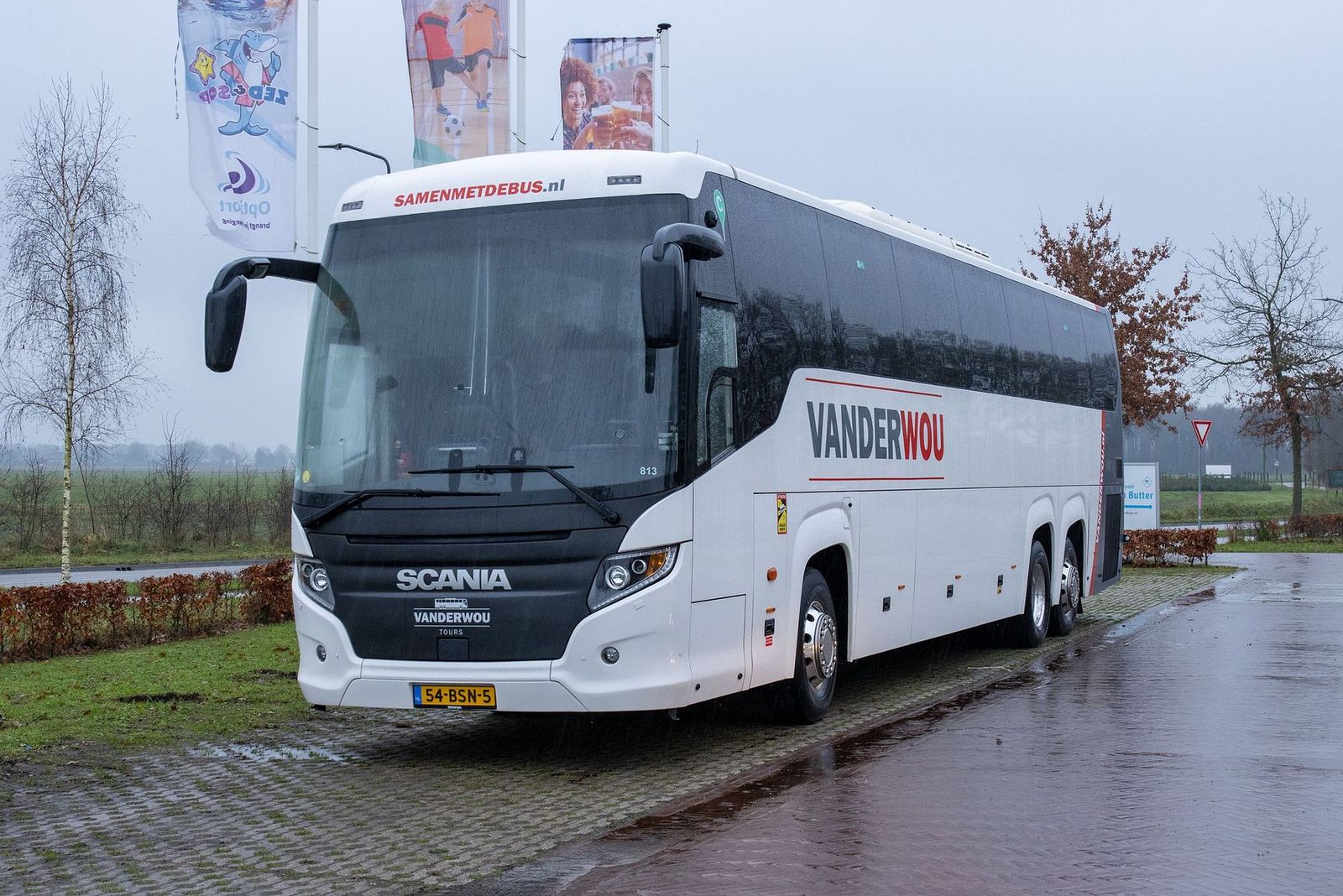 Foto van VDW Scania Touring 813