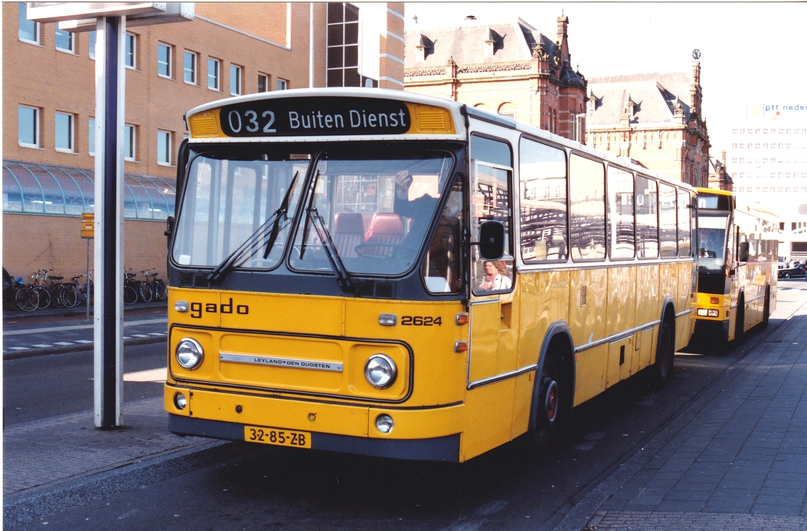 Foto van GADO Leyland-Den Oudsten Standaardstreekbus 2624