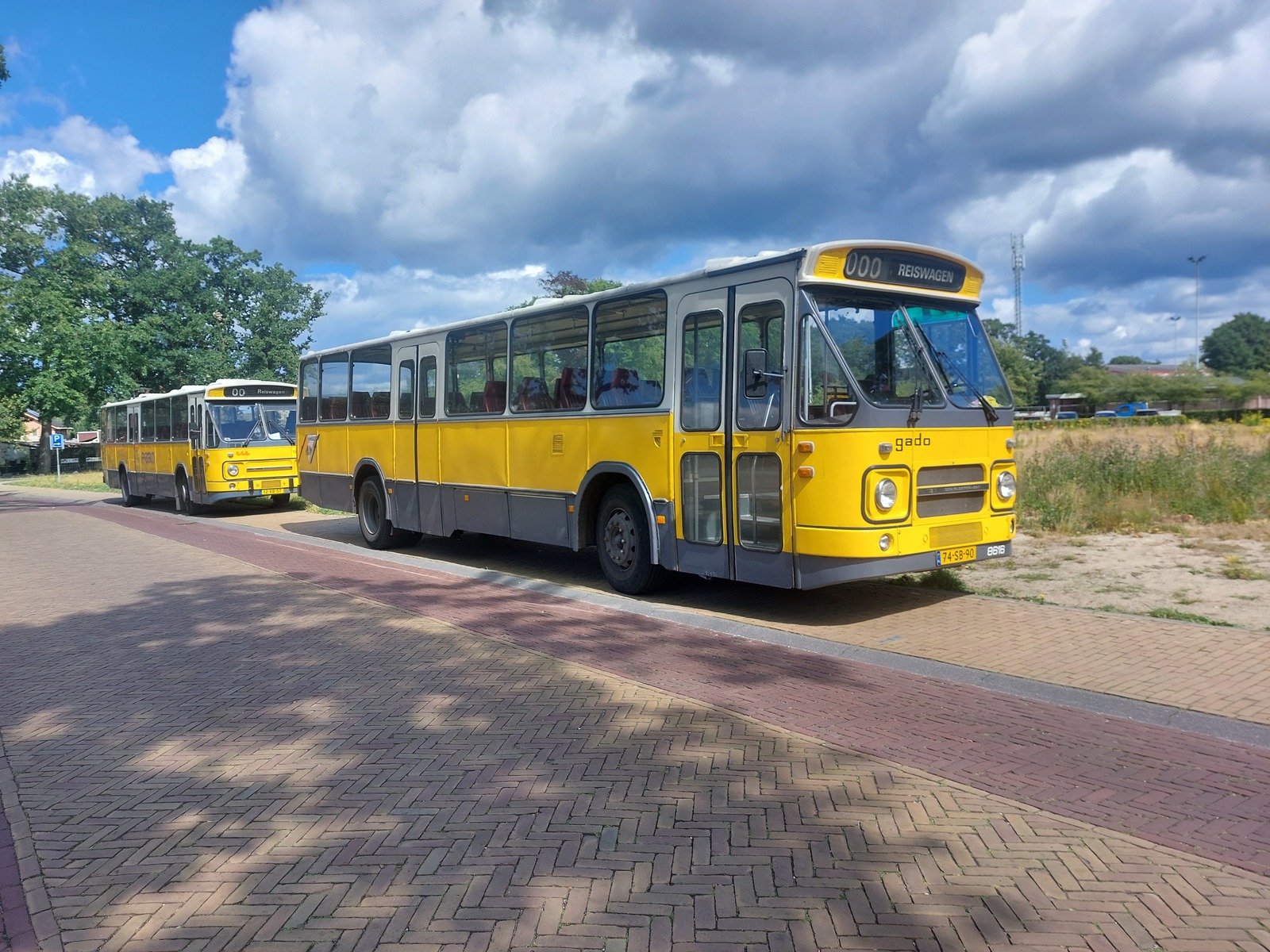 Foto van NBM DAF MB200 8616, NBM Leyland-Den Oudsten Standaardstreekbus 1671