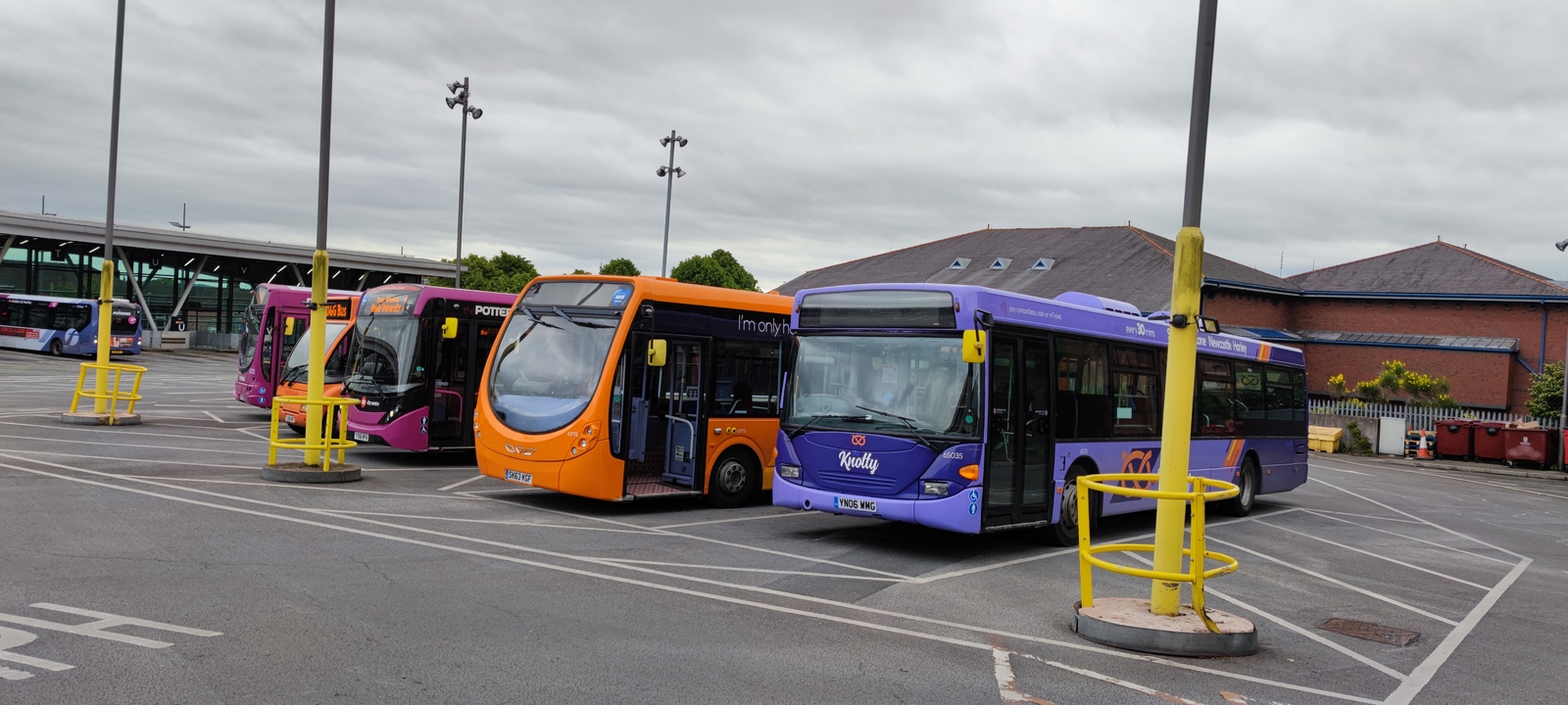 Foto van First Wright StreetLite DF 63115, First Scania OmniCity 65035