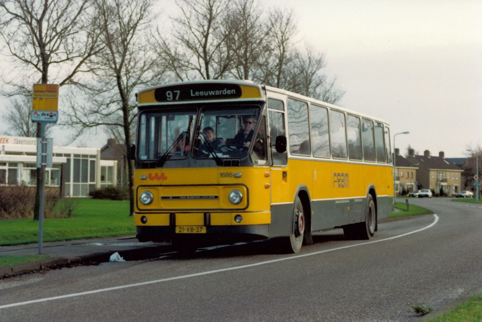 Foto van FRAM Leyland-Den Oudsten Standaardstreekbus 1686