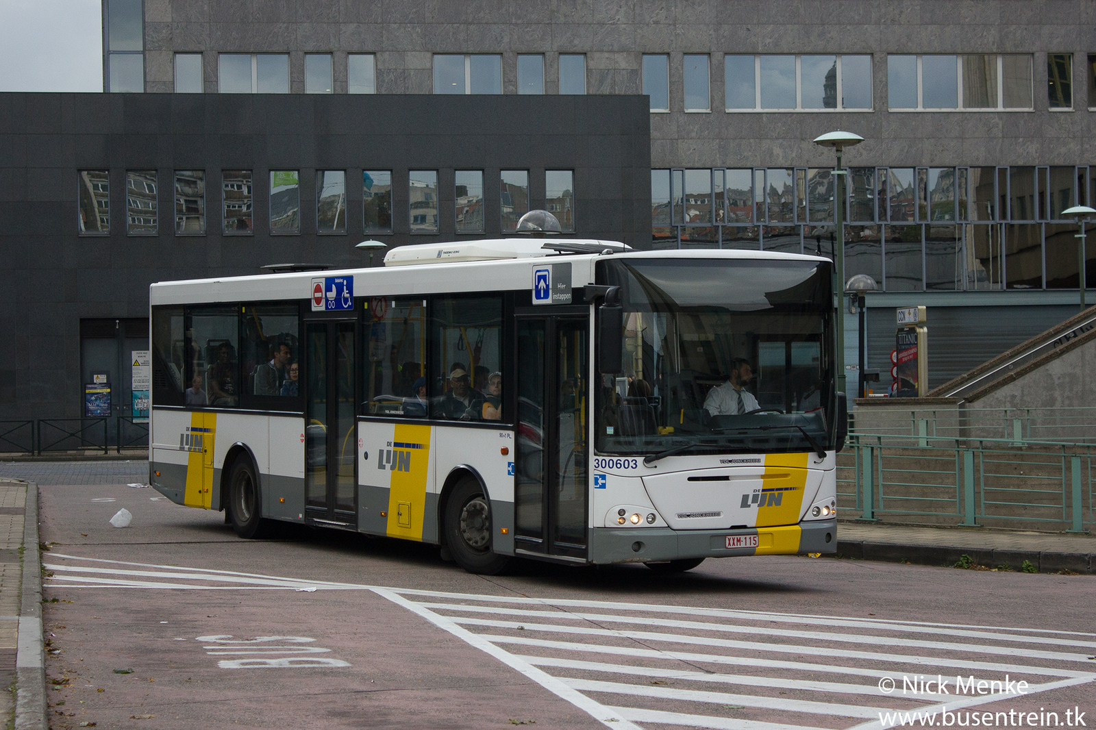 Foto van DeLijn Jonckheere Transit 2000 300603