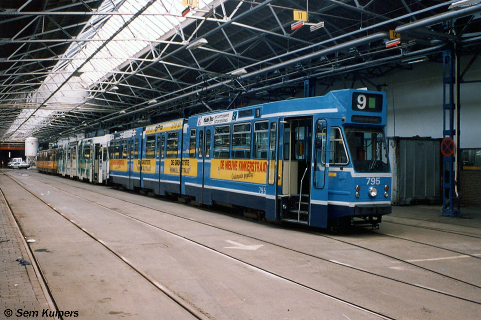 Foto van GVB 9- & 10G-tram 795