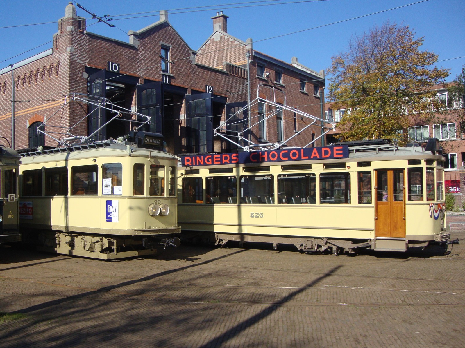 Foto van HOVM HTM 801-830 826, HOVM Limburger tram 90