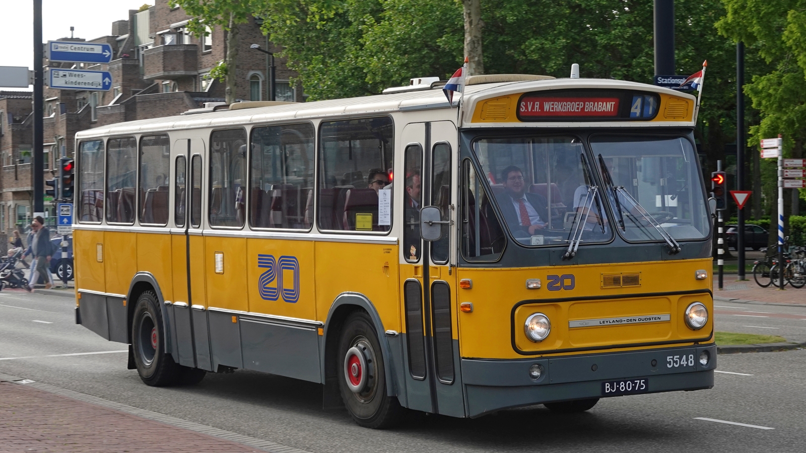 Foto van SVA Leyland-Den Oudsten stadsbus 5548