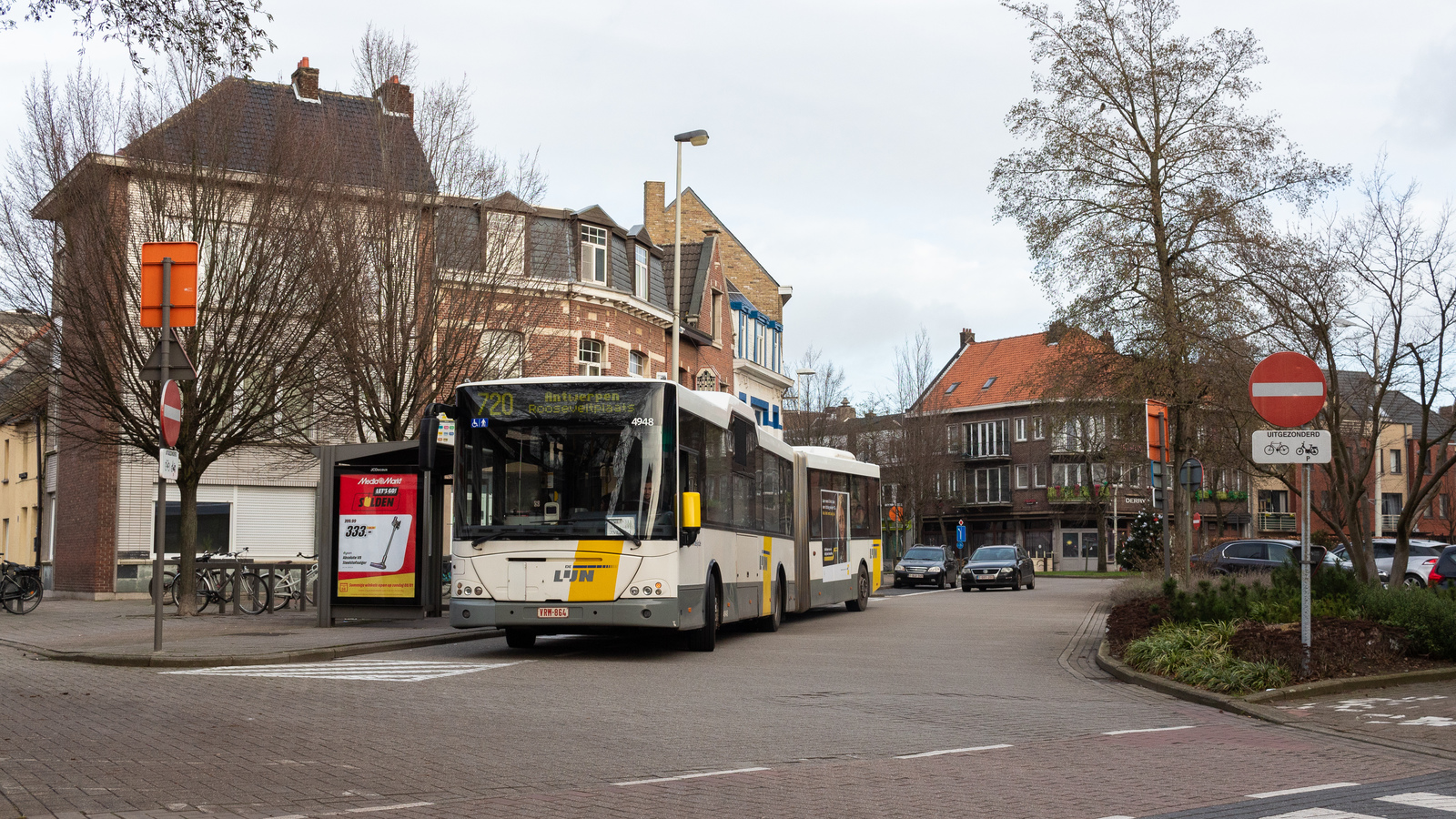 Foto van DeLijn Jonckheere Transit 2000 G 4948