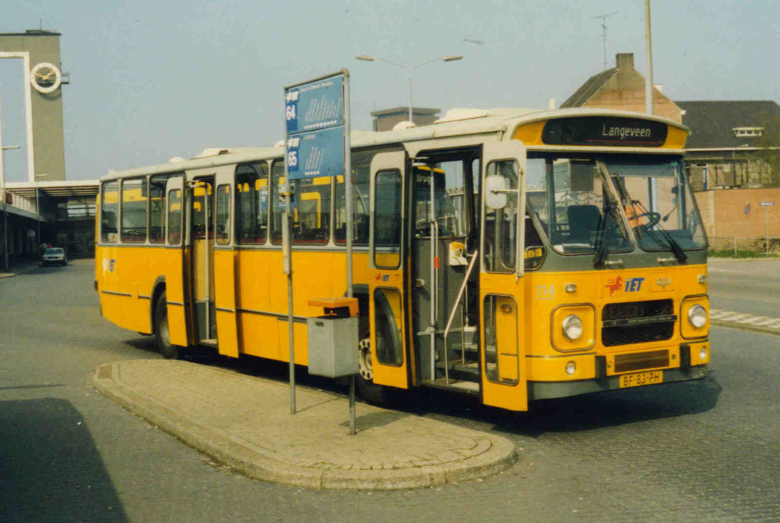 Foto van TET Volvo-Den Oudsten Standaardstreekbus 114 / 3299