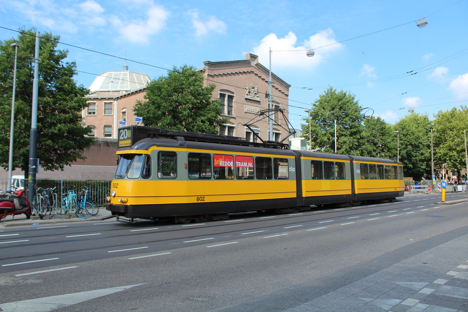 Foto van EMTA 3G-Tram 602