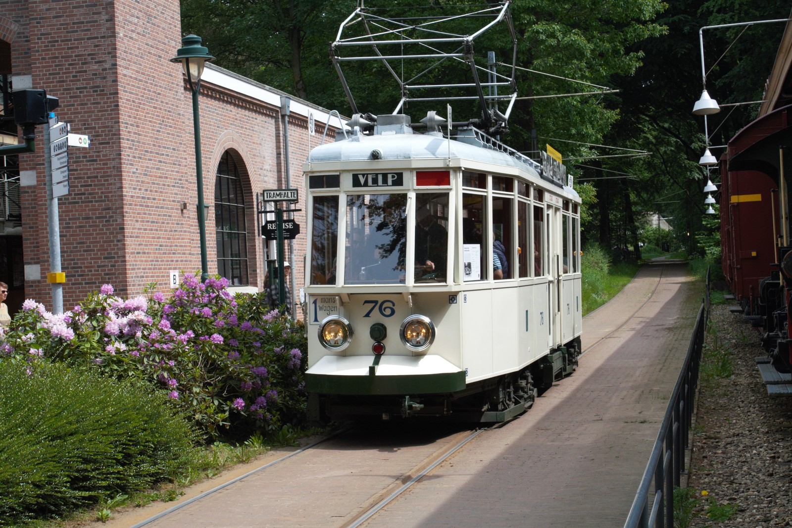 Foto van NOM Diverse trams 76